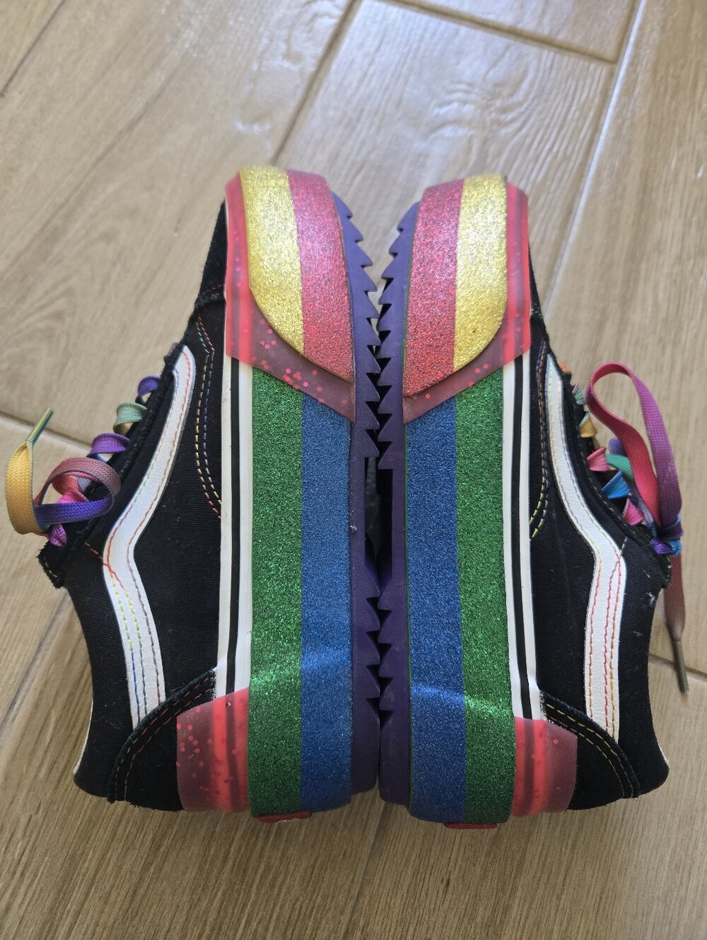 Vans Stacked Old School Pride Platform Sneakers, 3.5/5 - Picture 5 of 15